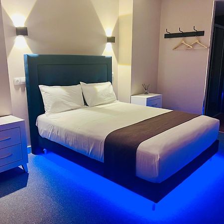 Rooms Luxury Madrid Bagian luar foto