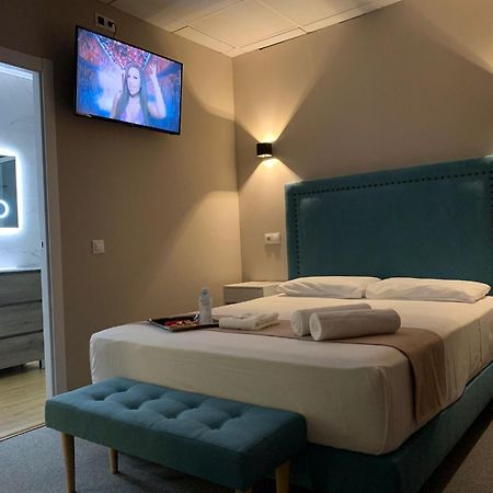 Rooms Luxury Madrid Bagian luar foto
