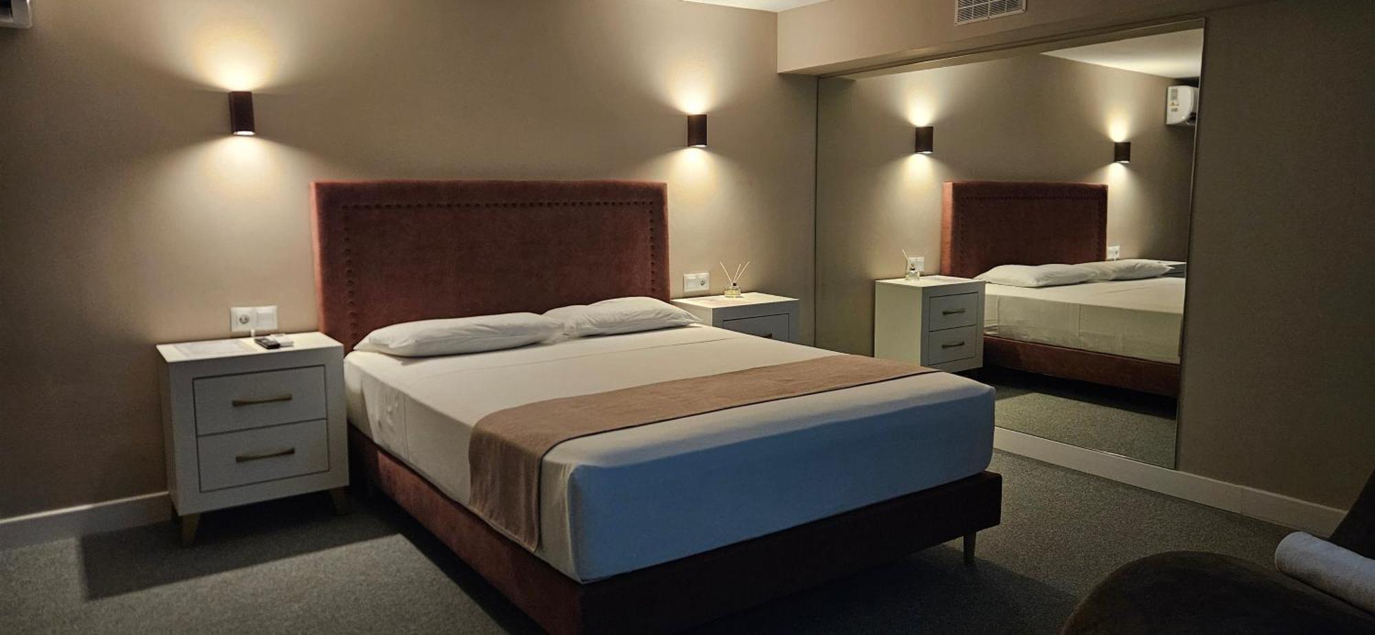 Rooms Luxury Madrid Bagian luar foto