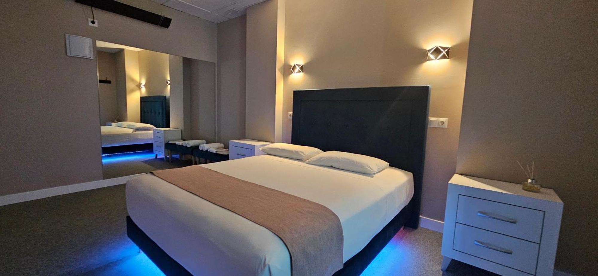 Rooms Luxury Madrid Bagian luar foto